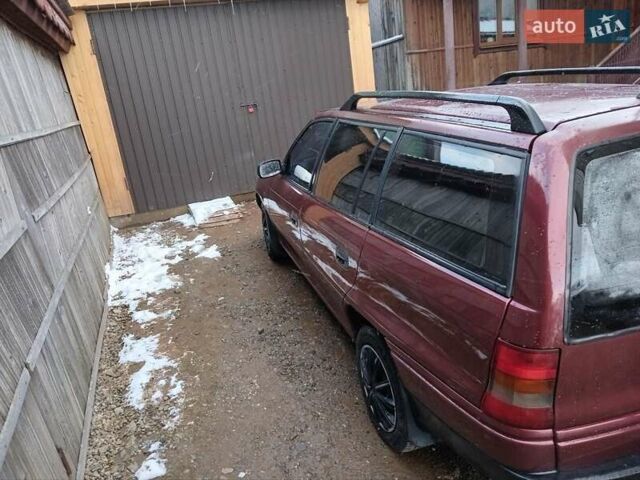 Зеленый Опель Астра, объемом двигателя 1.6 л и пробегом 340 тыс. км за 1600 $, фото 3 на Automoto.ua