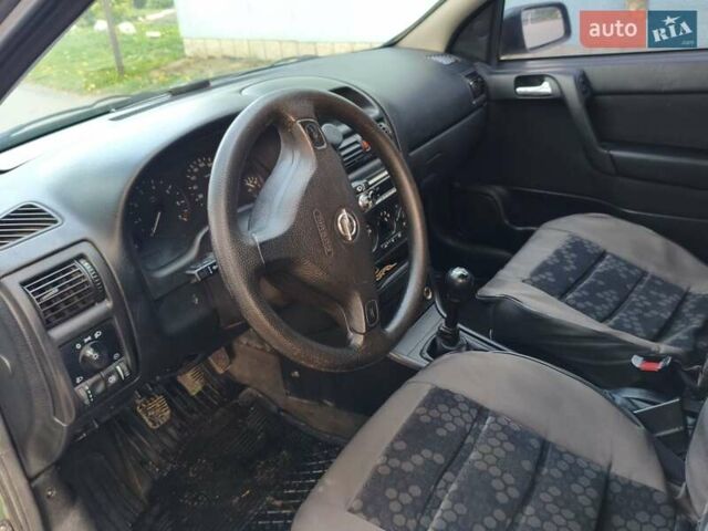 Опель Астра 1999 в Калиновке на Automoto.ua Зеленый Опель Астра, объемом двигателя 1.6 л и пробегом 367 тыс. км за 2450 $, фото 6 на Automoto.ua