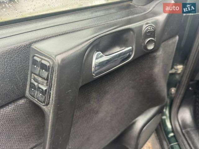 Зеленый Опель Астра, объемом двигателя 1.6 л и пробегом 250 тыс. км за 2350 $, фото 21 на Automoto.ua