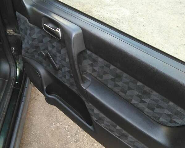 Зелений Опель Астра, об'ємом двигуна 1.6 л та пробігом 176 тис. км за 2800 $, фото 10 на Automoto.ua