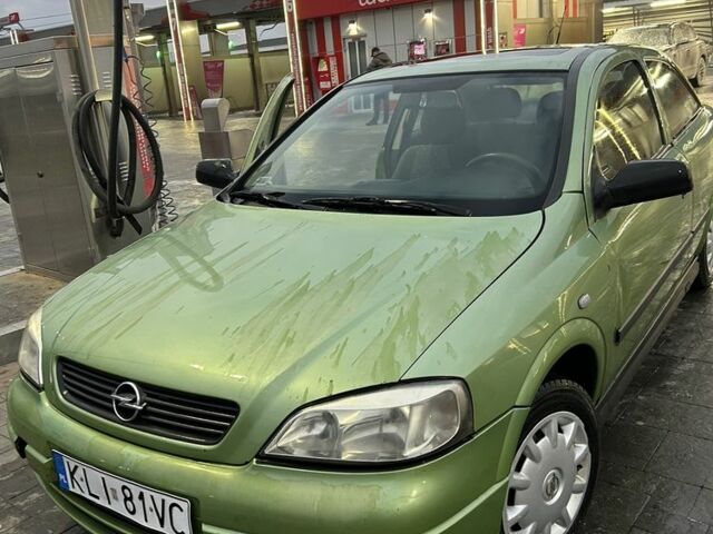Зеленый Опель Астра, объемом двигателя 1.2 л и пробегом 100 тыс. км за 1500 $, фото 1 на Automoto.ua