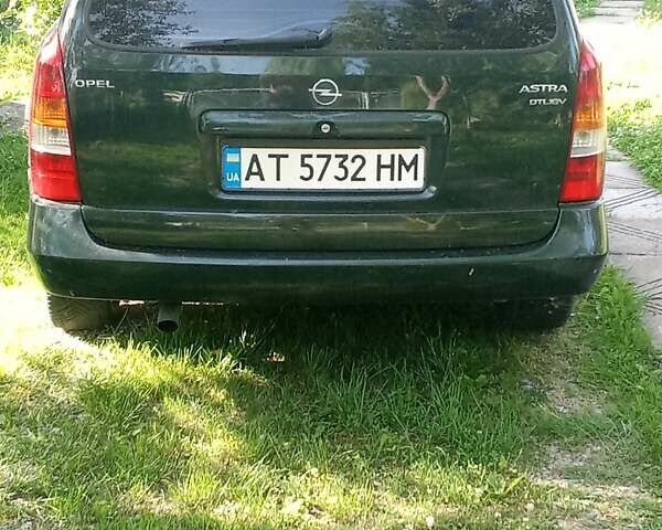 Зелений Опель Астра, об'ємом двигуна 2 л та пробігом 315 тис. км за 2950 $, фото 2 на Automoto.ua