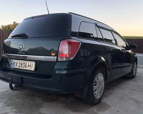 Зелений Опель Астра, об'ємом двигуна 1.6 л та пробігом 308 тис. км за 4200 $, фото 6 на Automoto.ua
