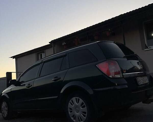 Зелений Опель Астра, об'ємом двигуна 1.6 л та пробігом 308 тис. км за 4200 $, фото 1 на Automoto.ua