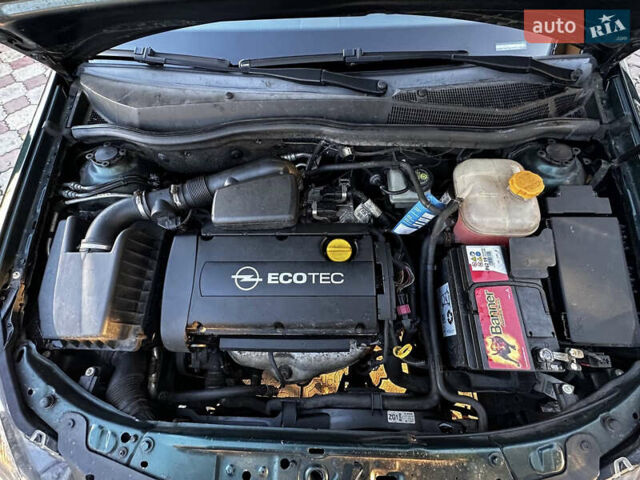 Зеленый Опель Астра, объемом двигателя 1.6 л и пробегом 202 тыс. км за 5300 $, фото 12 на Automoto.ua