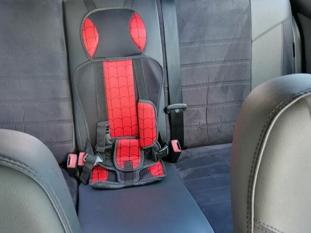 Зеленый Опель Астра, объемом двигателя 1.7 л и пробегом 321 тыс. км за 5000 $, фото 7 на Automoto.ua