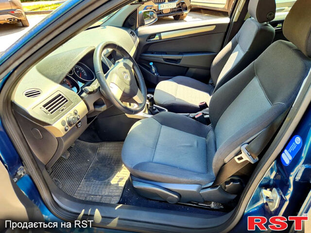 Зеленый Опель Астра, объемом двигателя 1.6 л и пробегом 180 тыс. км за 5300 $, фото 6 на Automoto.ua