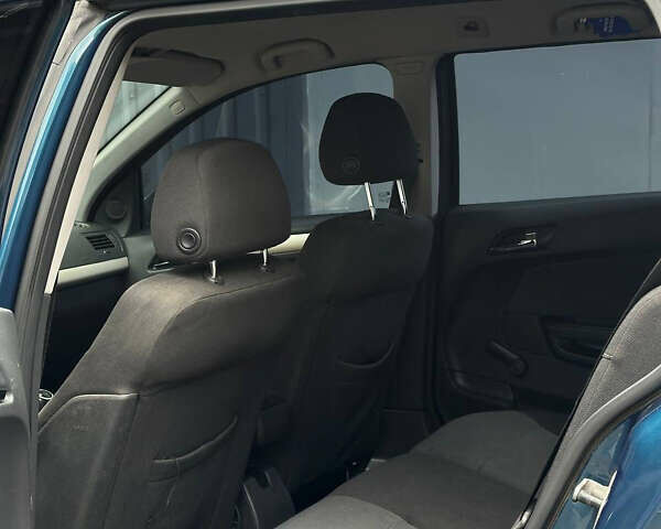 Зеленый Опель Астра, объемом двигателя 1.6 л и пробегом 210 тыс. км за 3999 $, фото 7 на Automoto.ua