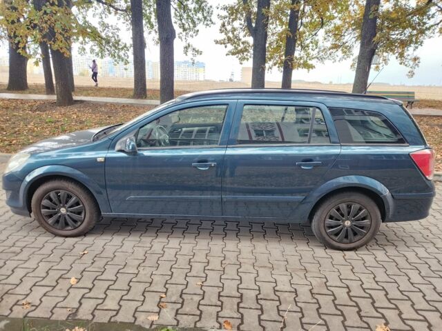 Зеленый Опель Астра, объемом двигателя 1.6 л и пробегом 180 тыс. км за 5200 $, фото 7 на Automoto.ua