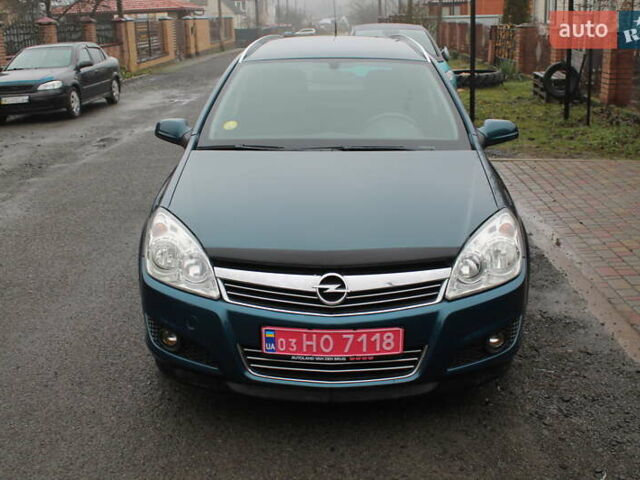 Зеленый Опель Астра, объемом двигателя 1.6 л и пробегом 260 тыс. км за 4900 $, фото 2 на Automoto.ua