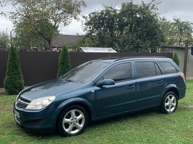 Зеленый Опель Астра, объемом двигателя 1.7 л и пробегом 300 тыс. км за 4500 $, фото 3 на Automoto.ua