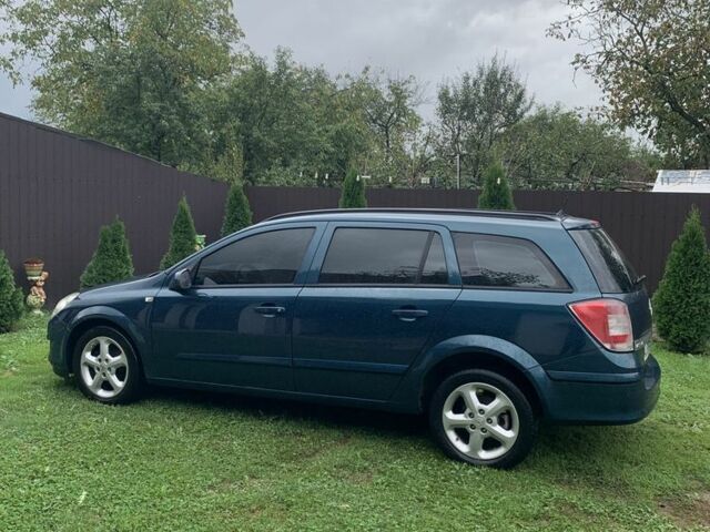 Зеленый Опель Астра, объемом двигателя 1.7 л и пробегом 300 тыс. км за 4500 $, фото 1 на Automoto.ua