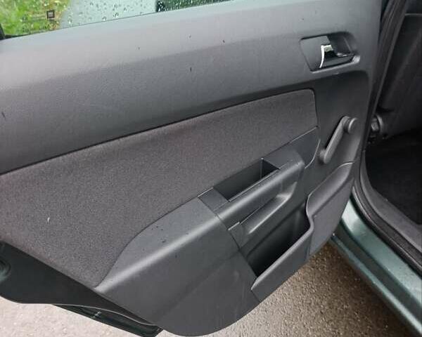 Зеленый Опель Астра, объемом двигателя 1.6 л и пробегом 208 тыс. км за 5900 $, фото 48 на Automoto.ua