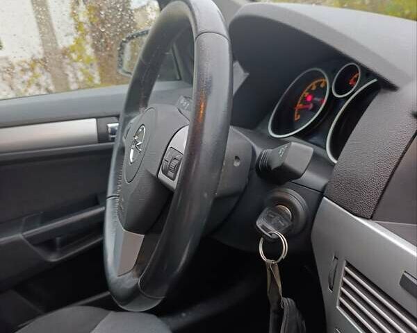 Зеленый Опель Астра, объемом двигателя 1.6 л и пробегом 208 тыс. км за 5900 $, фото 34 на Automoto.ua