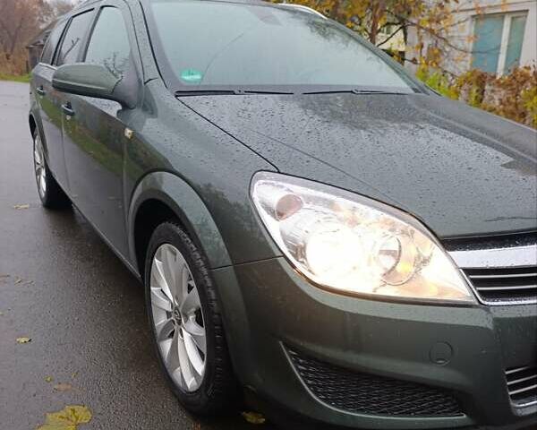 Зеленый Опель Астра, объемом двигателя 1.6 л и пробегом 208 тыс. км за 5900 $, фото 21 на Automoto.ua