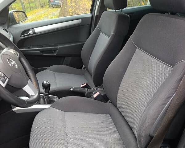 Зеленый Опель Астра, объемом двигателя 1.6 л и пробегом 208 тыс. км за 5900 $, фото 51 на Automoto.ua