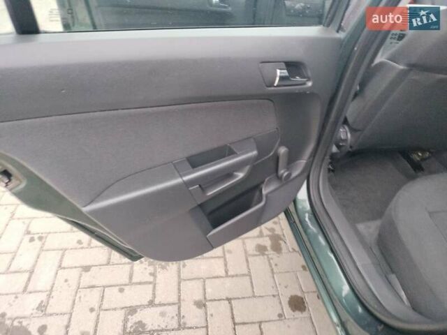Зеленый Опель Астра, объемом двигателя 1.6 л и пробегом 206 тыс. км за 5450 $, фото 5 на Automoto.ua