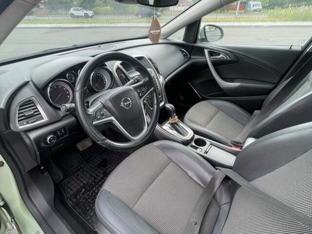 Зеленый Опель Астра, объемом двигателя 1.4 л и пробегом 268 тыс. км за 6300 $, фото 7 на Automoto.ua