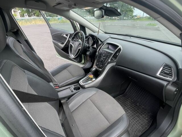 Зеленый Опель Астра, объемом двигателя 1.4 л и пробегом 268 тыс. км за 6300 $, фото 8 на Automoto.ua