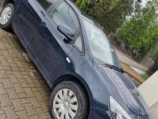 Опель Астра 2014 в Рахове на Automoto.ua Зеленый Опель Астра, объемом двигателя 0 л и пробегом 220 тыс. км за 7741 $, фото 4 на Automoto.ua