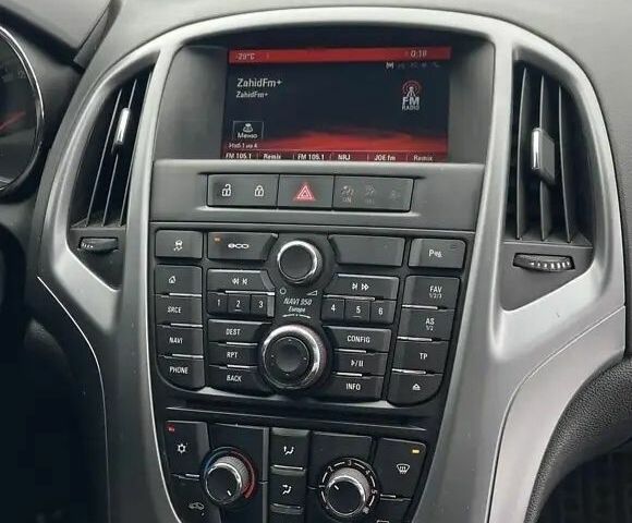 Опель Астра 2014 в Рахове на Automoto.ua Зеленый Опель Астра, объемом двигателя 0 л и пробегом 220 тыс. км за 7741 $, фото 6 на Automoto.ua