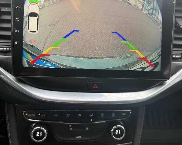 Зелений Опель Астра, об'ємом двигуна 1.6 л та пробігом 235 тис. км за 11800 $, фото 3 на Automoto.ua