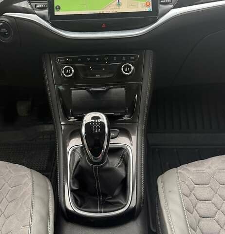 Зелений Опель Астра, об'ємом двигуна 1.6 л та пробігом 235 тис. км за 11800 $, фото 2 на Automoto.ua