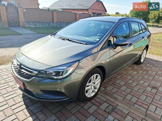 Зеленый Опель Астра, объемом двигателя 1.6 л и пробегом 165 тыс. км за 11650 $, фото 15 на Automoto.ua