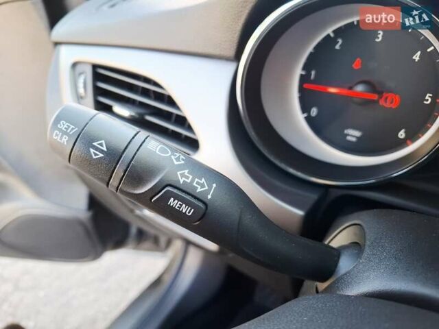 Зеленый Опель Астра, объемом двигателя 1.6 л и пробегом 165 тыс. км за 11650 $, фото 63 на Automoto.ua