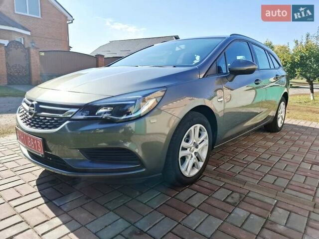 Зеленый Опель Астра, объемом двигателя 1.6 л и пробегом 165 тыс. км за 11650 $, фото 3 на Automoto.ua