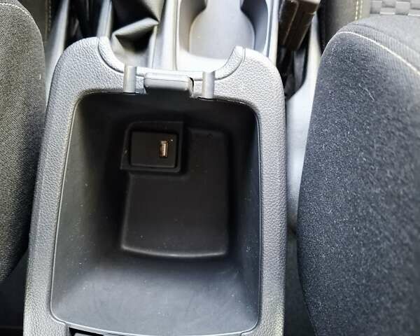 Зеленый Опель Астра, объемом двигателя 1.6 л и пробегом 165 тыс. км за 11650 $, фото 49 на Automoto.ua