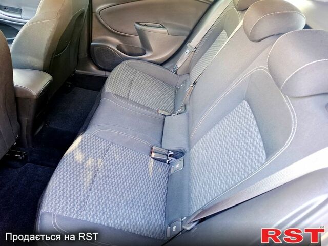 Зеленый Опель Астра, объемом двигателя 1.6 л и пробегом 165 тыс. км за 11650 $, фото 4 на Automoto.ua