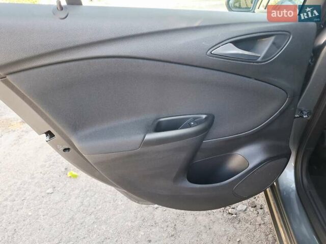 Зеленый Опель Астра, объемом двигателя 1.6 л и пробегом 165 тыс. км за 11650 $, фото 53 на Automoto.ua