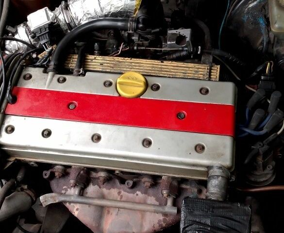 Чорний Опель Калібра, об'ємом двигуна 2 л та пробігом 520 тис. км за 2047 $, фото 4 на Automoto.ua