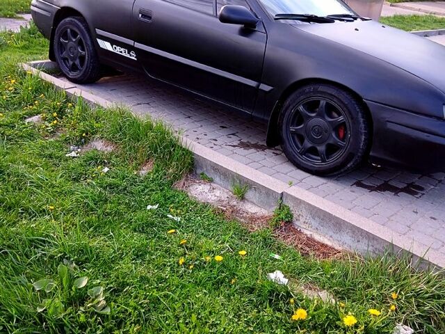 Опель Калибра, объемом двигателя 2.5 л и пробегом 150 тыс. км за 3000 $, фото 4 на Automoto.ua