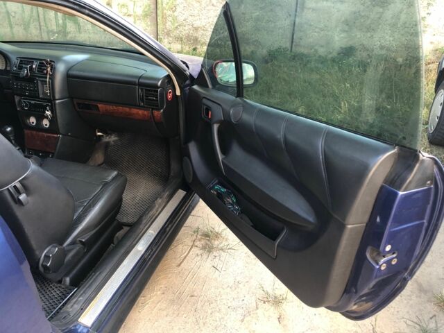 Синій Опель Калібра, об'ємом двигуна 2.5 л та пробігом 270 тис. км за 3200 $, фото 4 на Automoto.ua