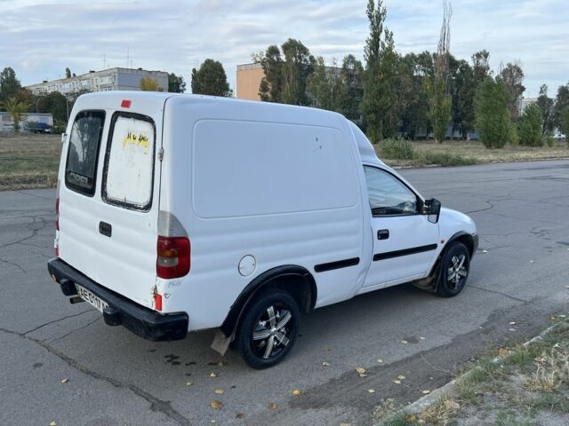 Белый Опель Кампо, объемом двигателя 1.4 л и пробегом 250 тыс. км за 1550 $, фото 3 на Automoto.ua