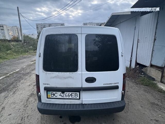 Білий Опель Кампо, об'ємом двигуна 1.2 л та пробігом 430 тис. км за 3100 $, фото 4 на Automoto.ua