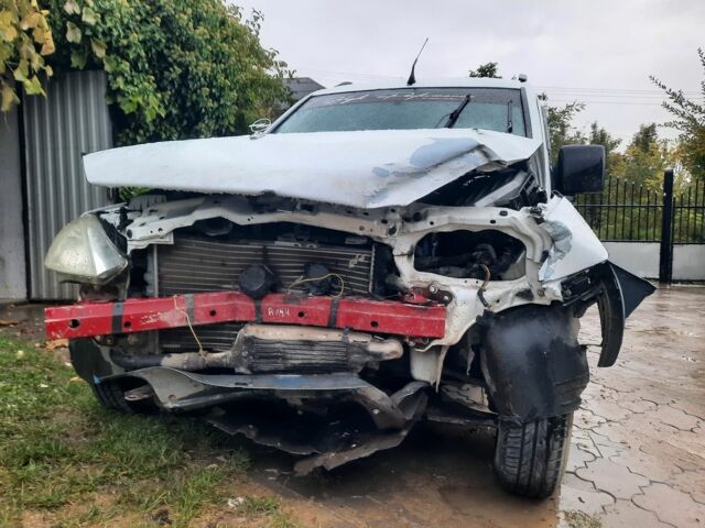 Белый Опель Кампо, объемом двигателя 3 л и пробегом 250 тыс. км за 2350 $, фото 22 на Automoto.ua