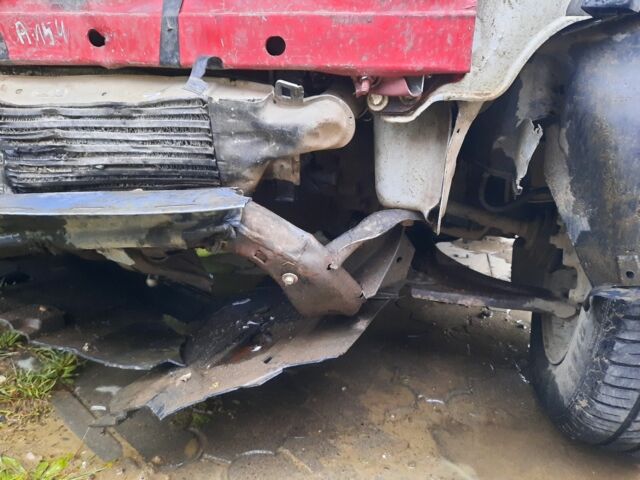 Белый Опель Кампо, объемом двигателя 3 л и пробегом 250 тыс. км за 2350 $, фото 23 на Automoto.ua