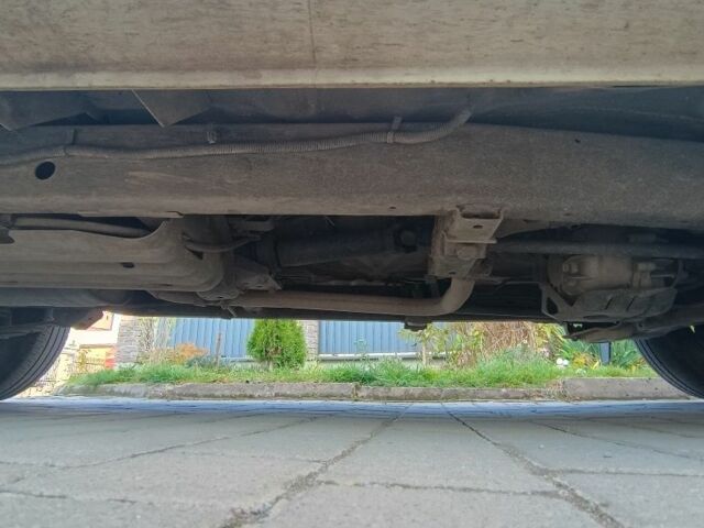 Белый Опель Кампо, объемом двигателя 3.1 л и пробегом 211 тыс. км за 3810 $, фото 10 на Automoto.ua