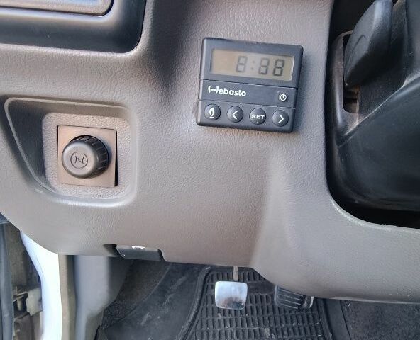 Белый Опель Кампо, объемом двигателя 3.1 л и пробегом 211 тыс. км за 3810 $, фото 7 на Automoto.ua