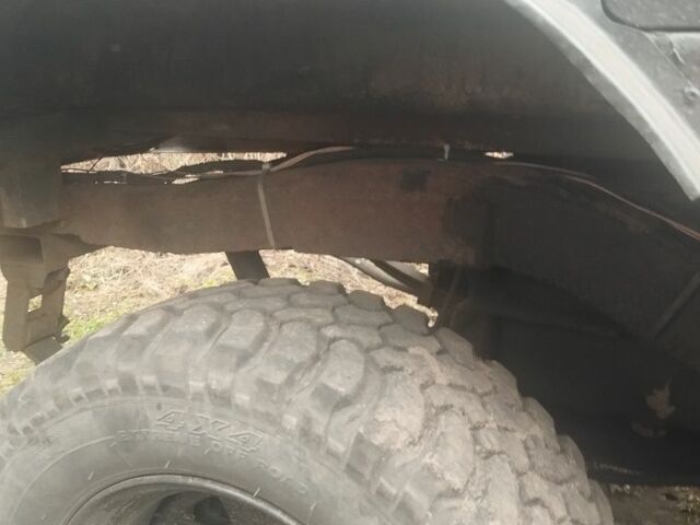 Черный Опель Кампо, объемом двигателя 2.7 л и пробегом 340 тыс. км за 949 $, фото 5 на Automoto.ua