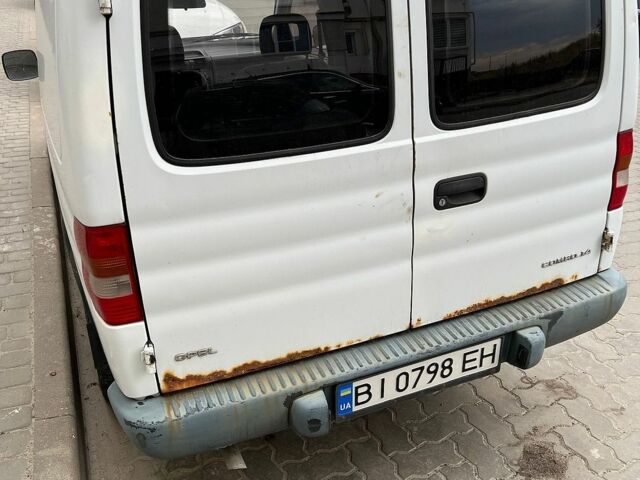 Білий Опель Комбо вант.-пас., об'ємом двигуна 1.39 л та пробігом 246 тис. км за 1500 $, фото 2 на Automoto.ua
