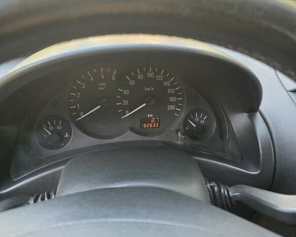 Белый Опель Комбо груз.-пасс., объемом двигателя 1.25 л и пробегом 182 тыс. км за 3500 $, фото 10 на Automoto.ua