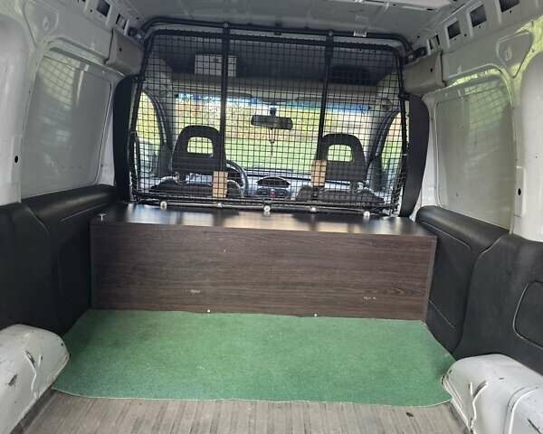 Белый Опель Комбо груз.-пасс., объемом двигателя 1.25 л и пробегом 182 тыс. км за 3500 $, фото 15 на Automoto.ua