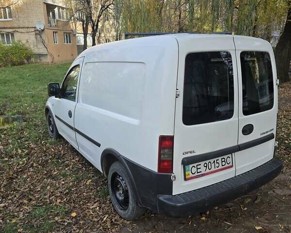 Белый Опель Комбо груз.-пасс., объемом двигателя 1.25 л и пробегом 182 тыс. км за 3500 $, фото 11 на Automoto.ua