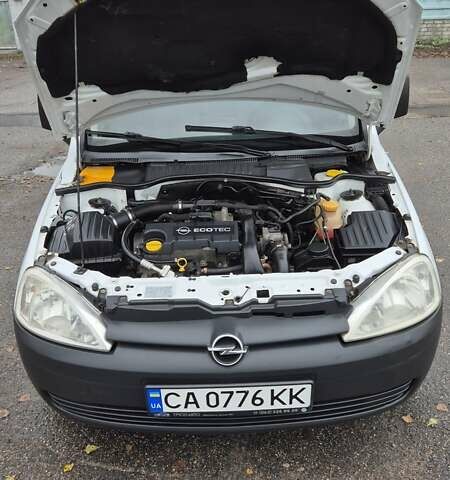 Білий Опель Комбо вант.-пас., об'ємом двигуна 1.69 л та пробігом 232 тис. км за 3750 $, фото 16 на Automoto.ua