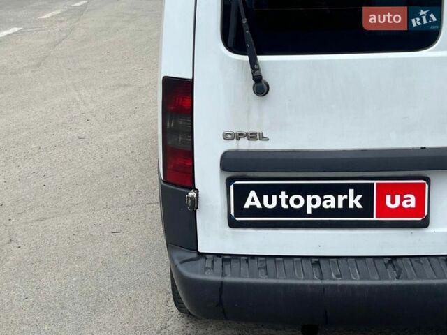 Білий Опель Комбо вант.-пас., об'ємом двигуна 1.2 л та пробігом 519 тис. км за 4190 $, фото 10 на Automoto.ua