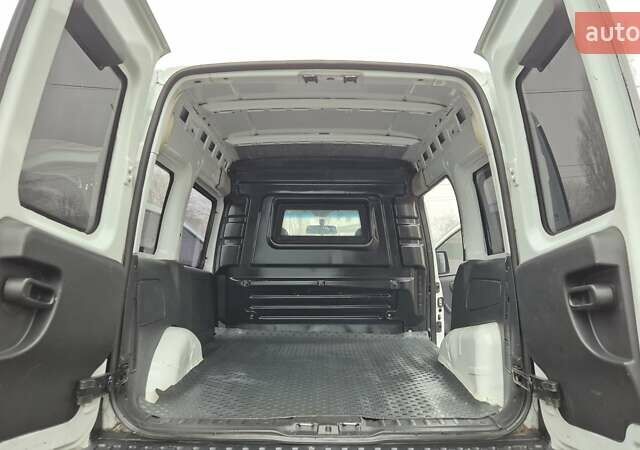 Білий Опель Комбо вант.-пас., об'ємом двигуна 1.69 л та пробігом 232 тис. км за 3750 $, фото 15 на Automoto.ua